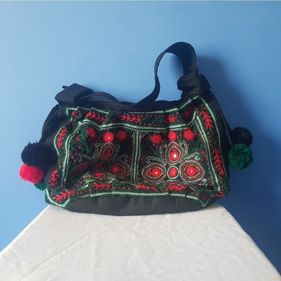 Women's Casual Handbag - Picture 4 of 15